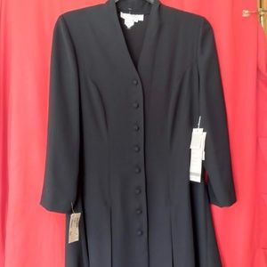 Warren Petites Black Tunic Size 14